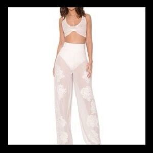 HOUSE OF CB LONDON Sovanna White Embellished Floral Appliqué Wide Leg Pants Mesh
